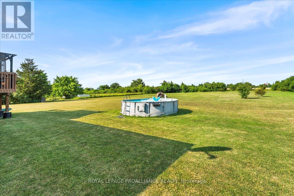 20846 Loyalist Parkway, Prince Edward County, Ontario  K0K 1T0 - Photo 39 - X12263117