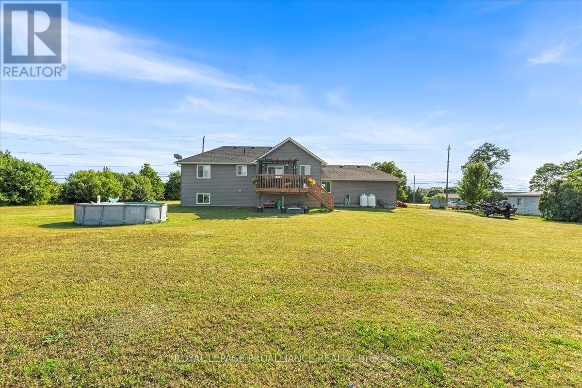 20846 Loyalist Parkway, Prince Edward County, Ontario  K0K 1T0 - Photo 41 - X12263117