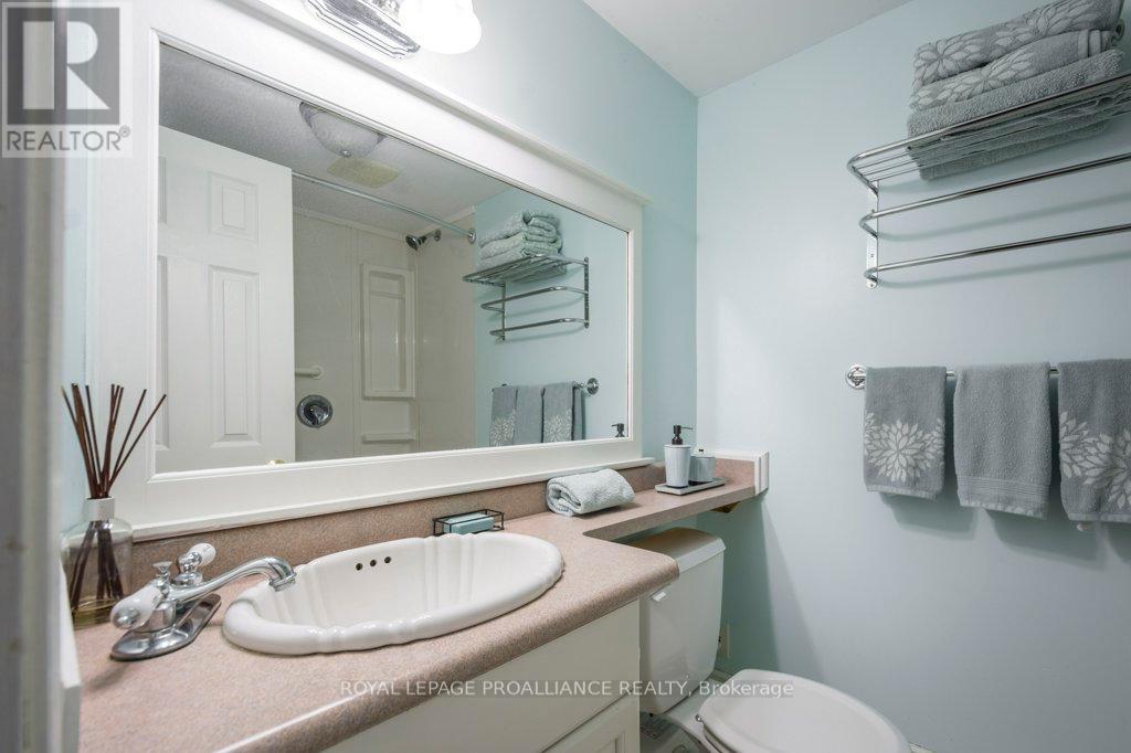 21 Storms Lane, Prince Edward County, Ontario  K0K 2P0 - Photo 20 - X12263773