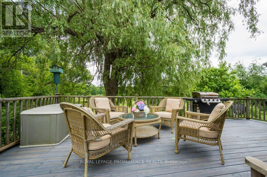 21 Storms Lane, Prince Edward County, Ontario  K0K 2P0 - Photo 29 - X12263773