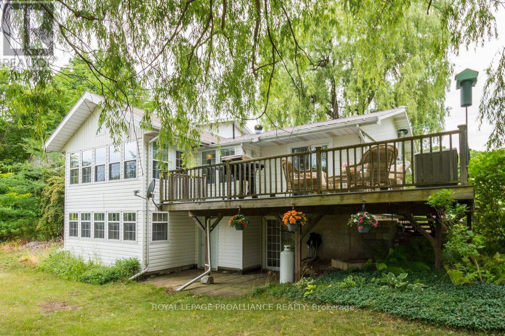 21 Storms Lane, Prince Edward County, Ontario  K0K 2P0 - Photo 31 - X12263773
