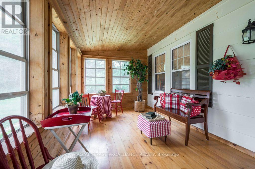 21 Storms Lane, Prince Edward County, Ontario  K0K 2P0 - Photo 4 - X12263773