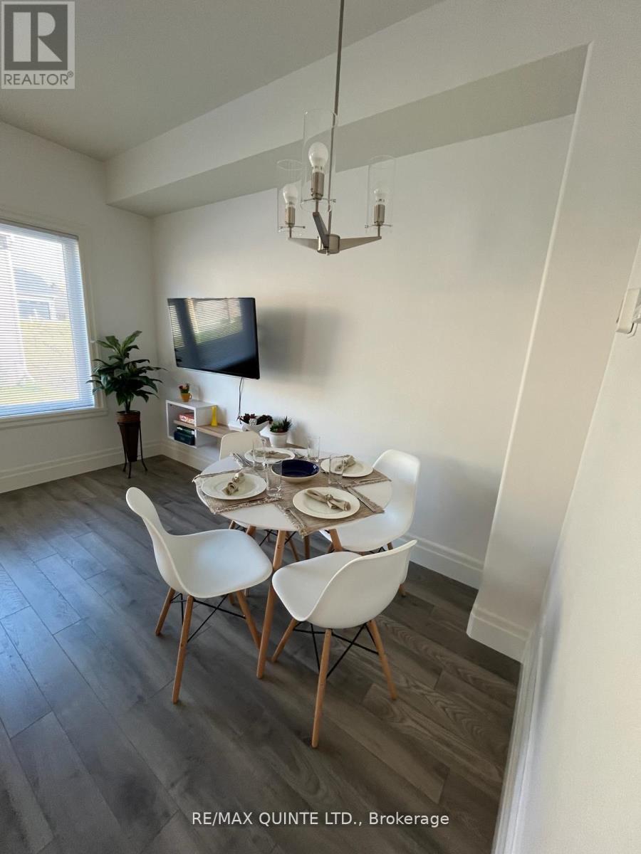 54 Campbell Crescent, Prince Edward County, Ontario  K0K 2T0 - Photo 10 - X12264110