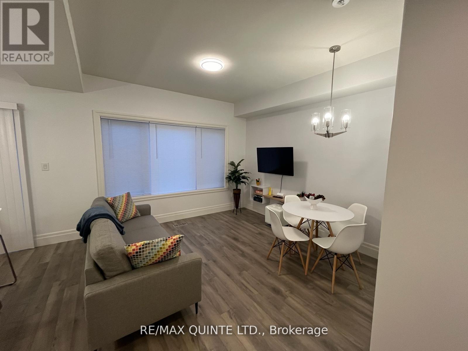 54 Campbell Crescent, Prince Edward County, Ontario  K0K 2T0 - Photo 13 - X12264110