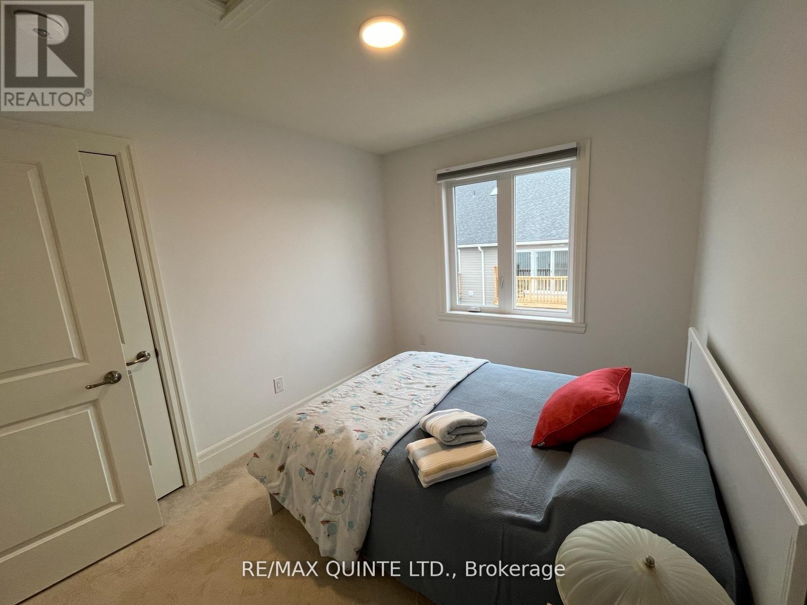 54 Campbell Crescent, Prince Edward County, Ontario  K0K 2T0 - Photo 15 - X12264110