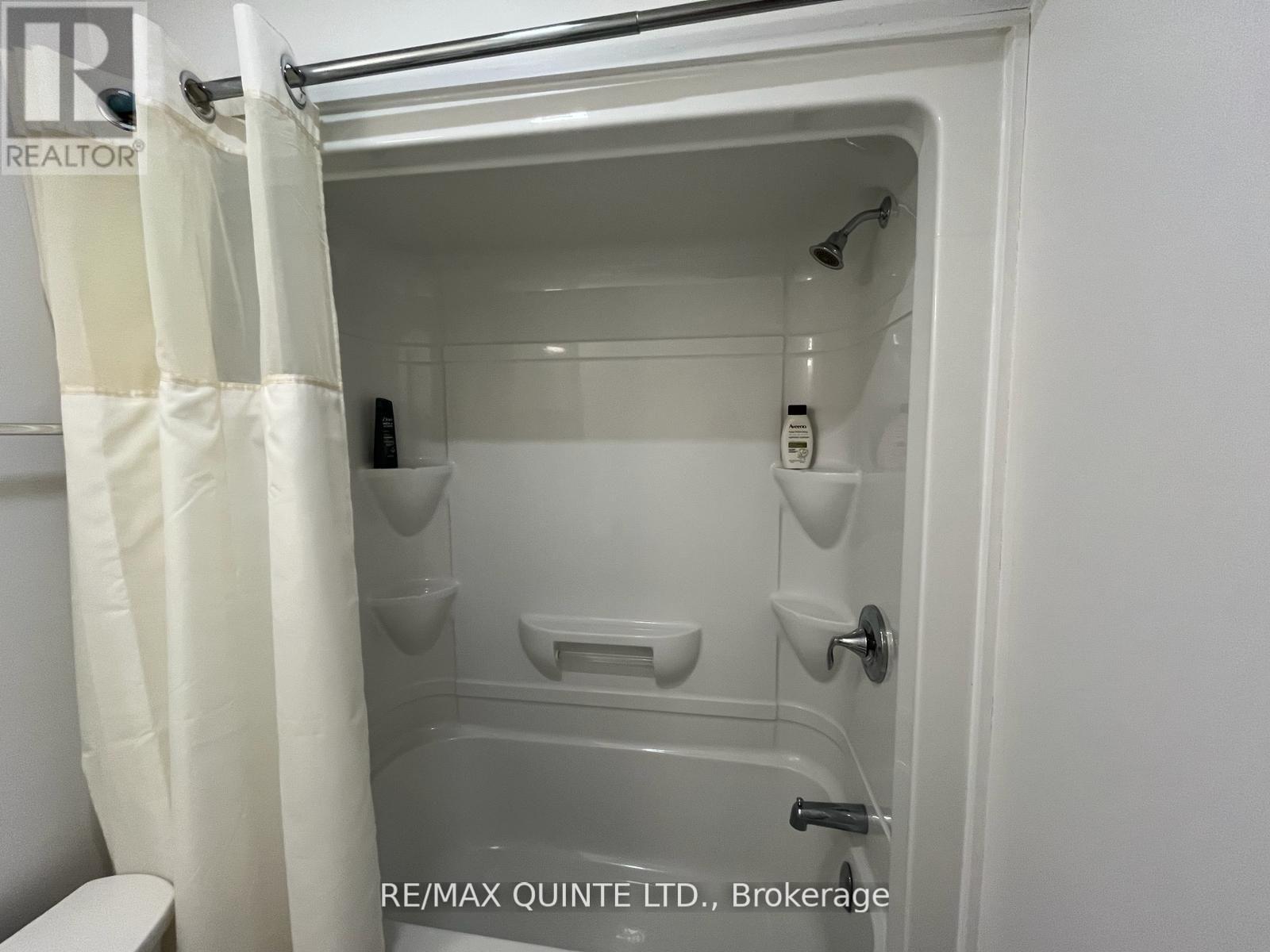 54 Campbell Crescent, Prince Edward County, Ontario  K0K 2T0 - Photo 22 - X12264110