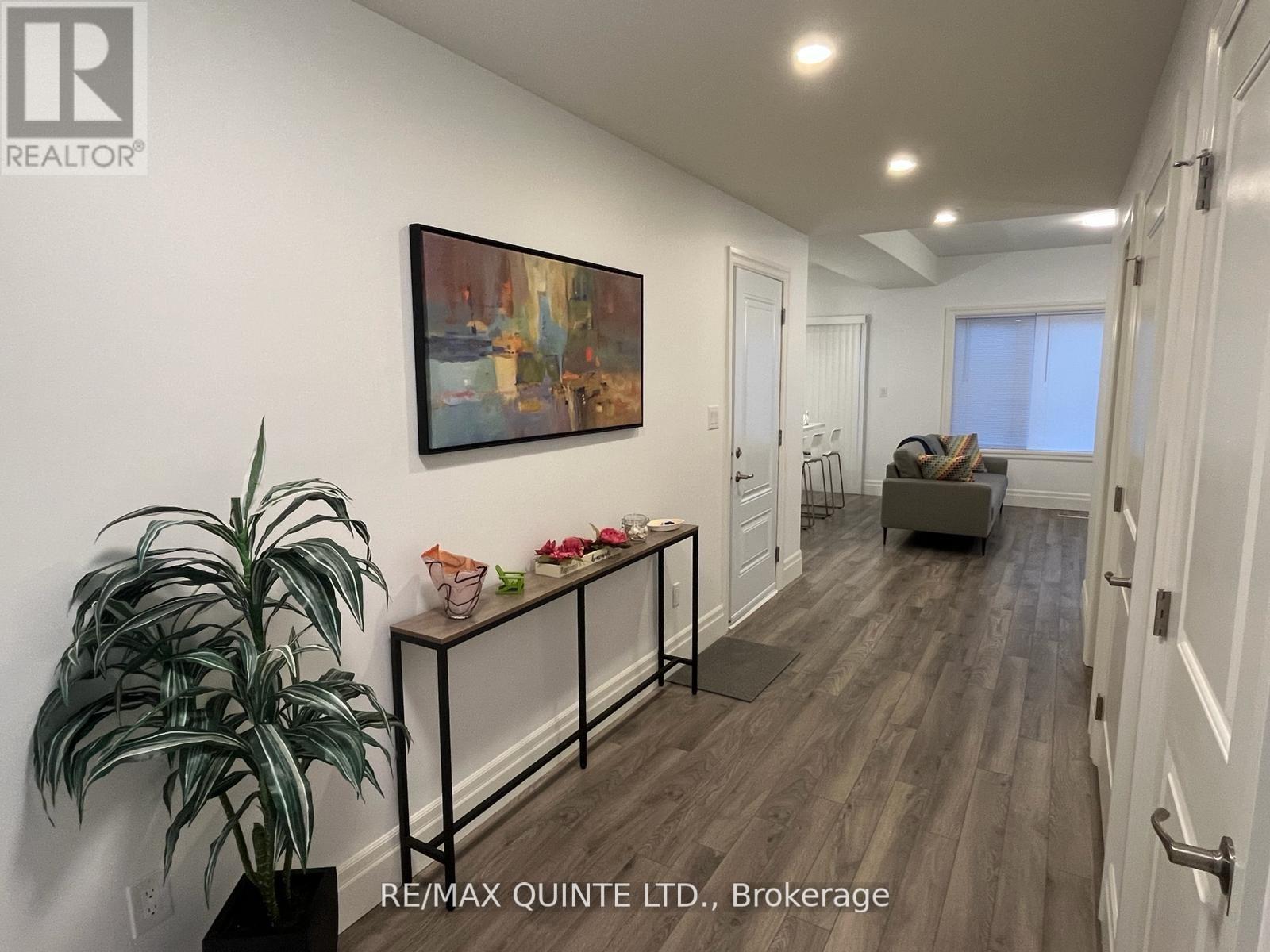 54 Campbell Crescent, Prince Edward County, Ontario  K0K 2T0 - Photo 4 - X12264110
