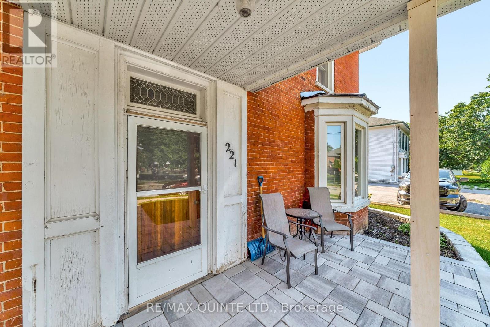 219-221 Ann Street, Belleville, Ontario  K8N 3L5 - Photo 23 - X12264438