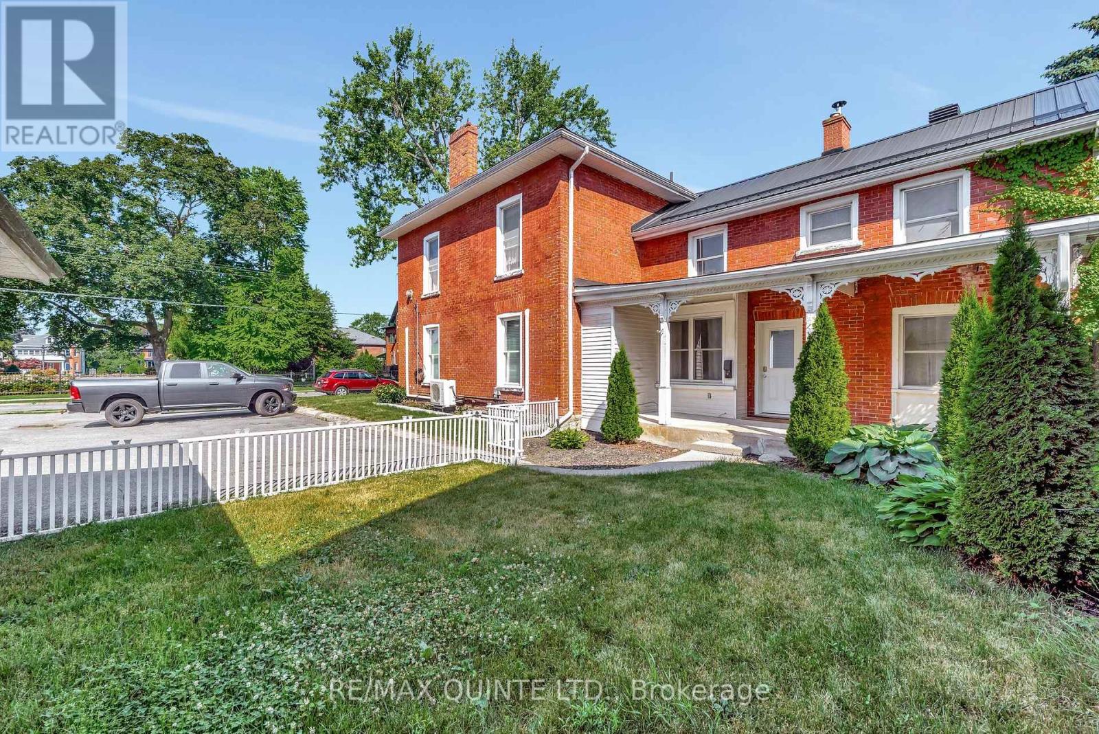 219-221 Ann Street, Belleville, Ontario  K8N 3L5 - Photo 4 - X12264438