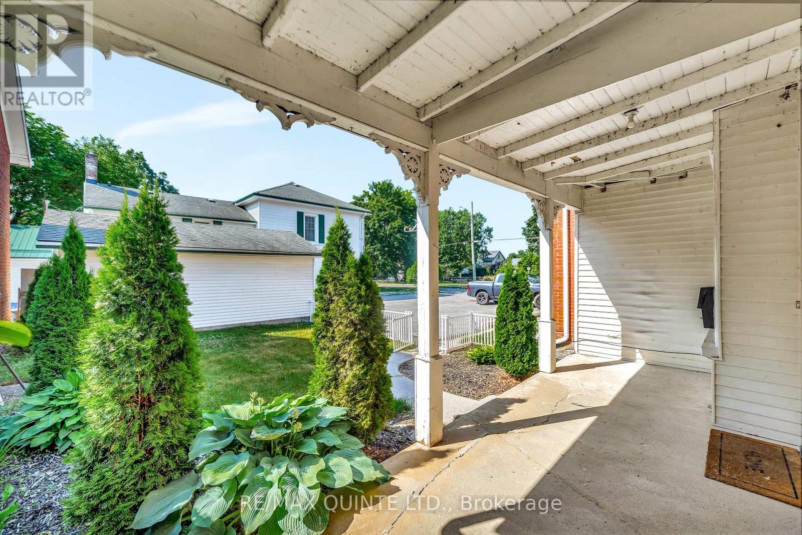 219-221 Ann Street, Belleville, Ontario  K8N 3L5 - Photo 6 - X12264438