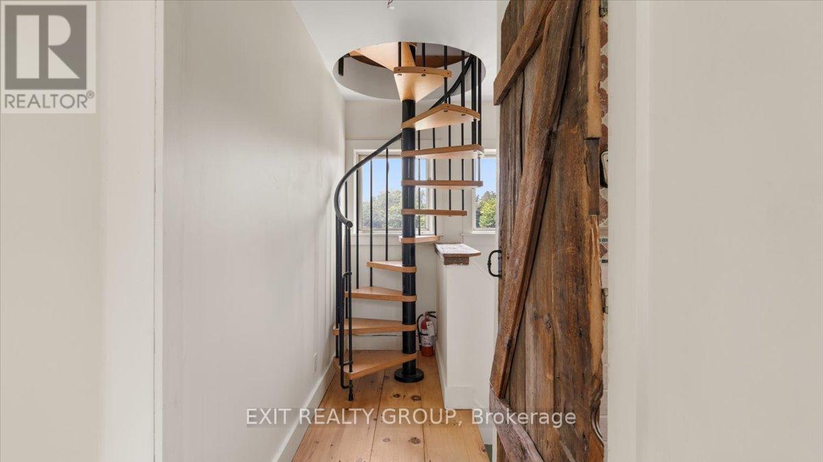 782 County Rd 49, Prince Edward County, Ontario  K0K 2T0 - Photo 21 - X12265012