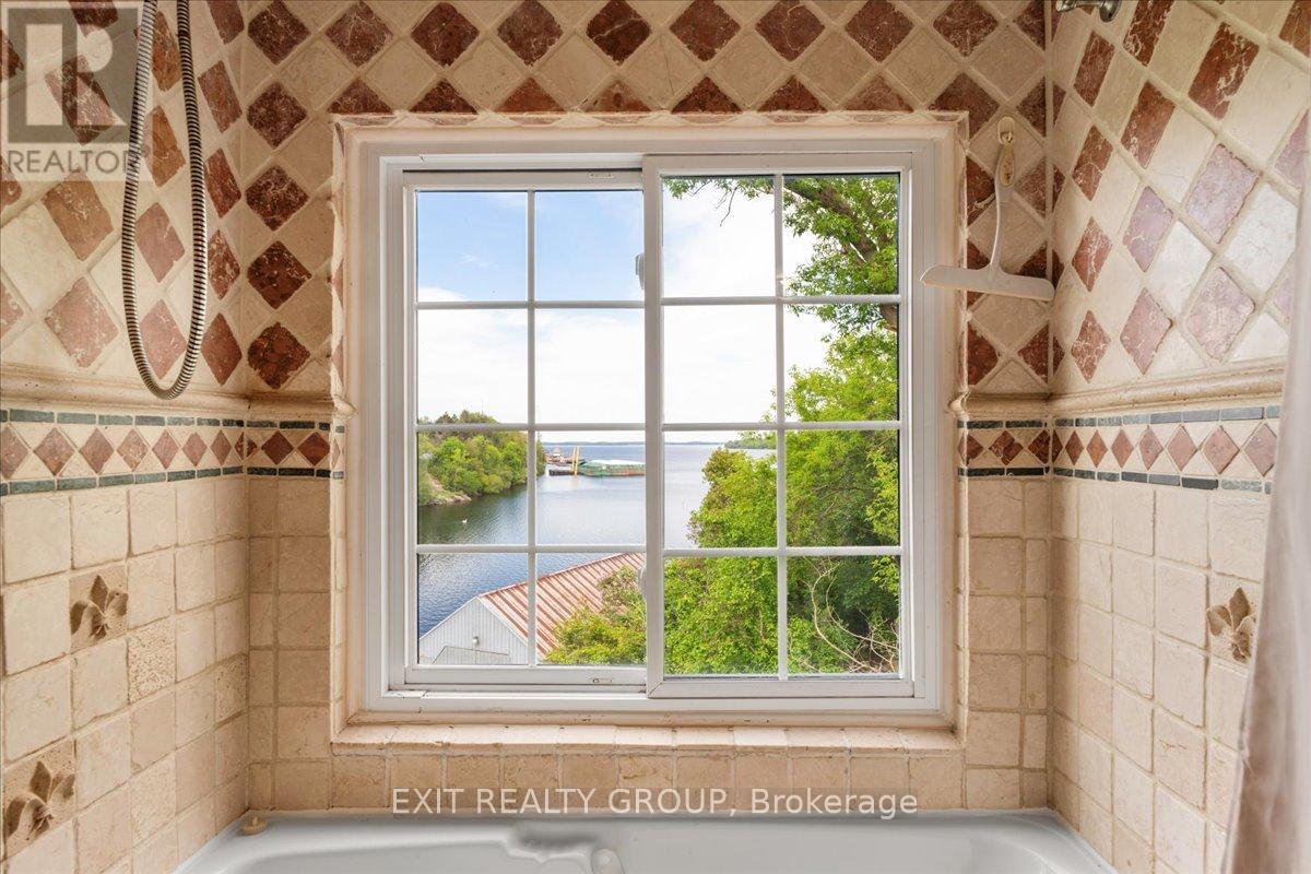 782 County Rd 49, Prince Edward County, Ontario  K0K 2T0 - Photo 24 - X12265012