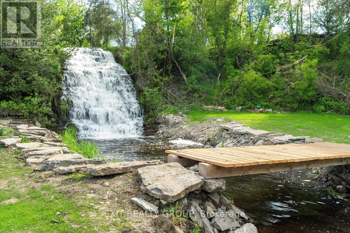 782 County Rd 49, Prince Edward County, Ontario  K0K 2T0 - Photo 4 - X12265012