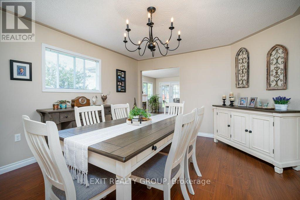 9 Quaker Court, Prince Edward County, Ontario  K0K 3L0 - Photo 14 - X12267692