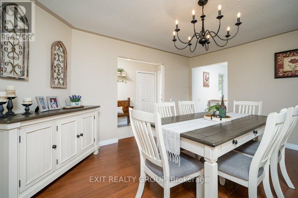 9 Quaker Court, Prince Edward County, Ontario  K0K 3L0 - Photo 15 - X12267692