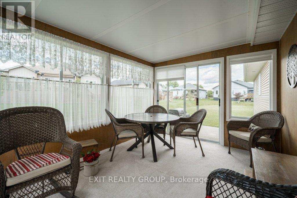 9 Quaker Court, Prince Edward County, Ontario  K0K 3L0 - Photo 20 - X12267692