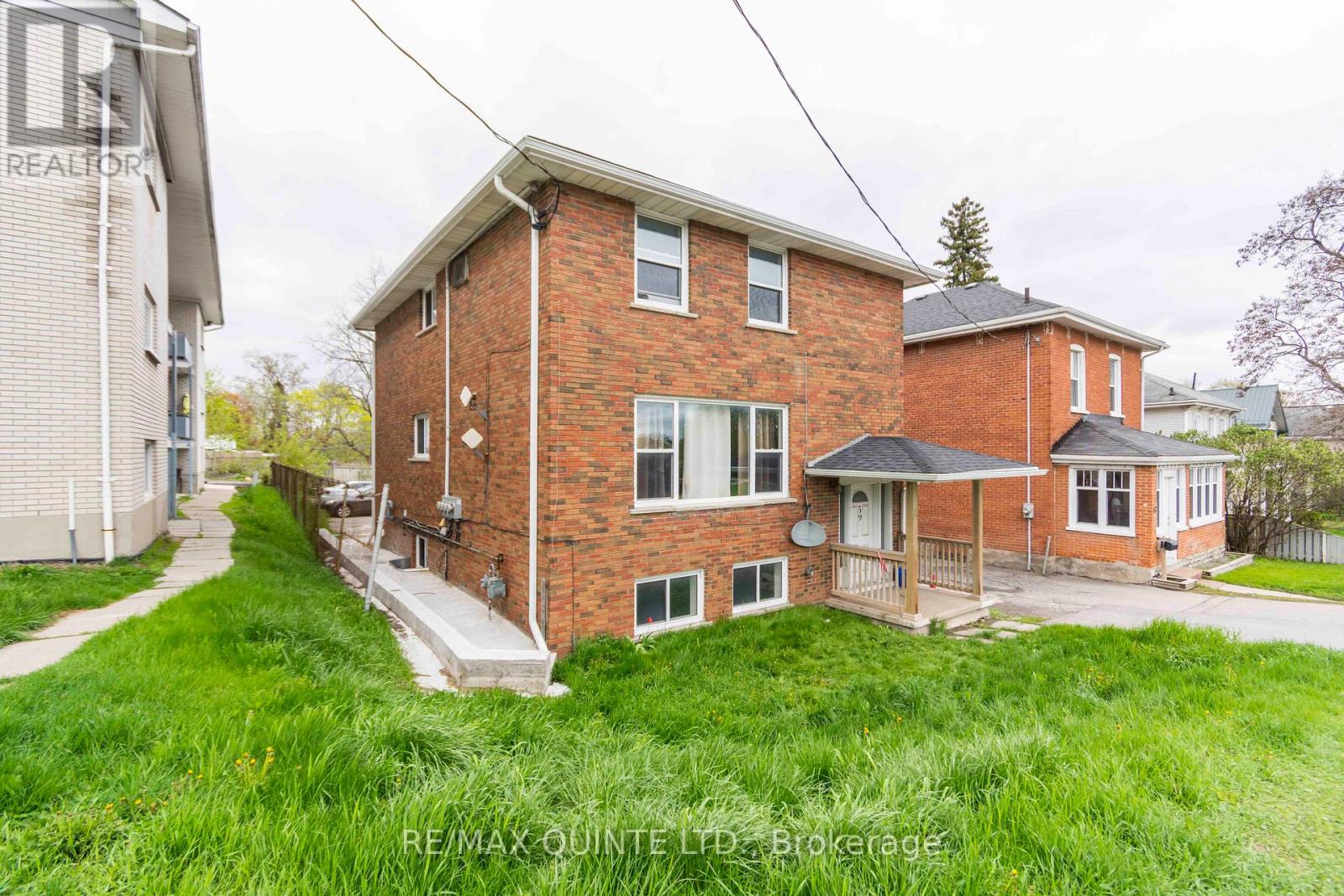 59 North Front Street, Belleville, Ontario  K8P 3B2 - Photo 2 - X12267847