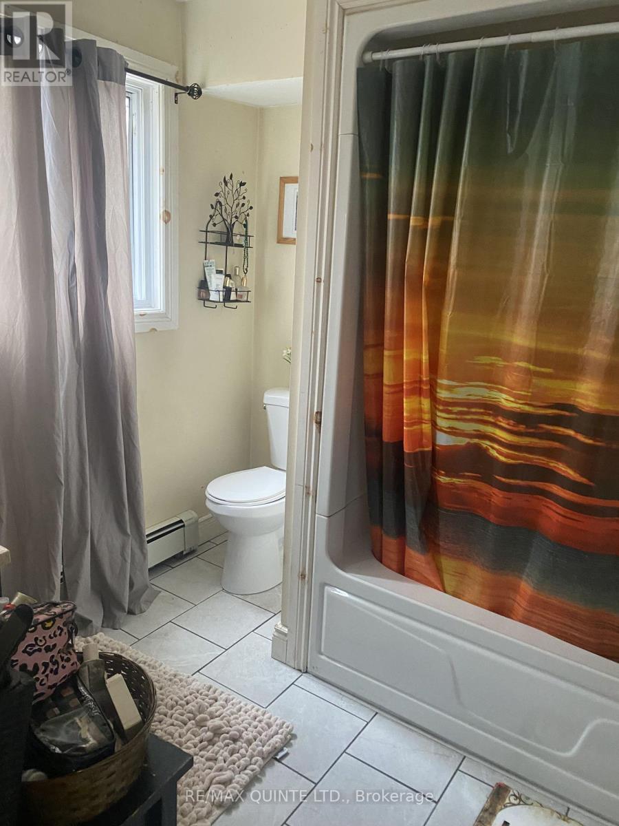 59 North Front Street, Belleville, Ontario  K8P 3B2 - Photo 20 - X12267847