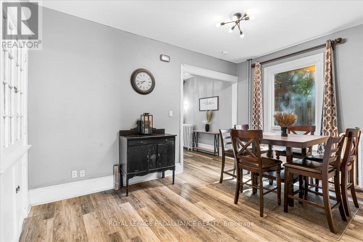 8 Olive Street, Belleville, Ontario  K8P 2A2 - Photo 12 - X12268146