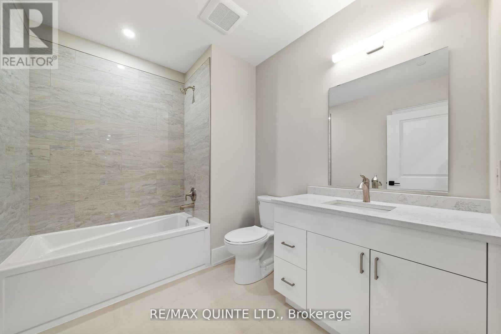 305 - 17 Cleave Avenue, Prince Edward County, Ontario  K0K 2T0 - Photo 18 - X12268394