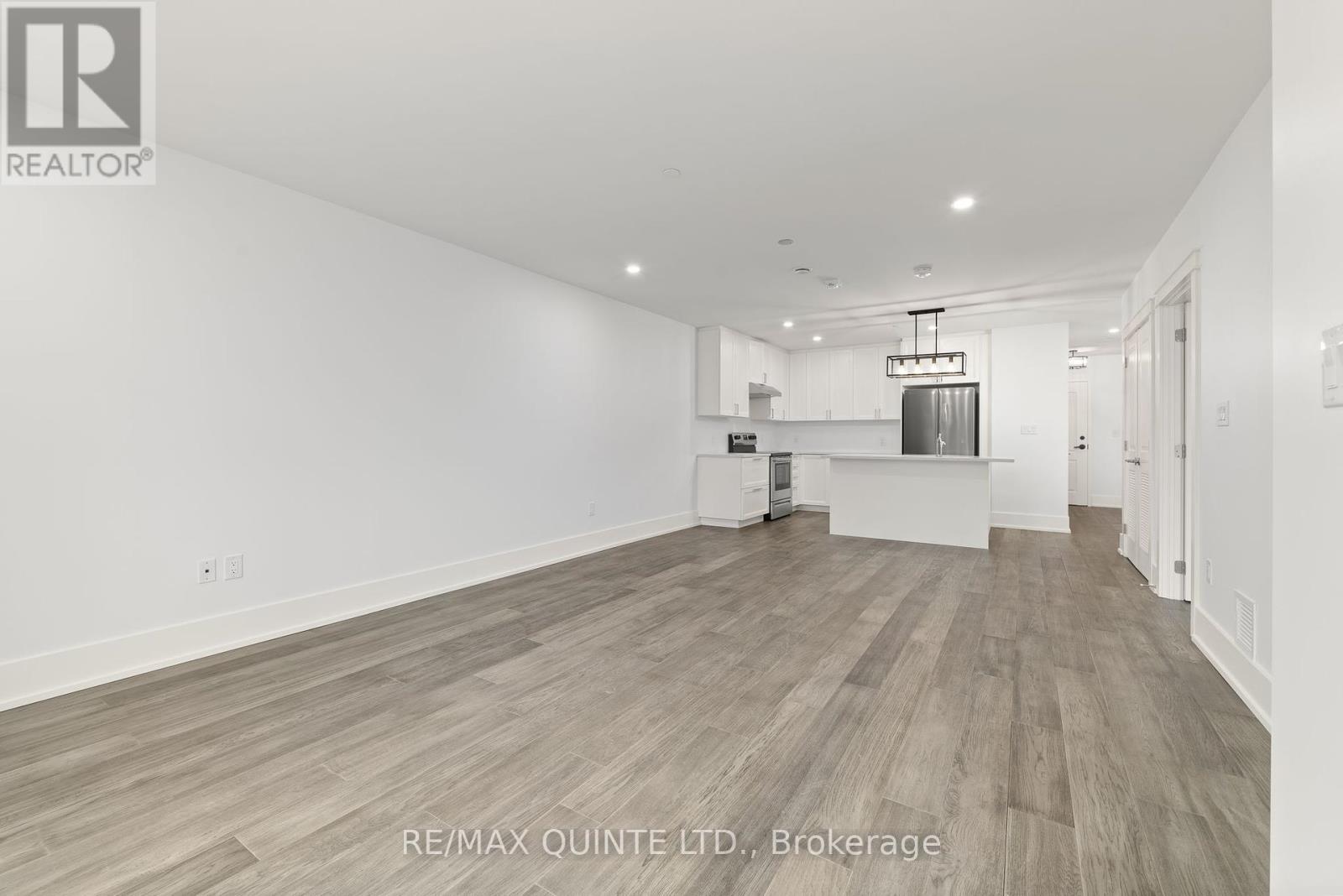 306 - 17 Cleave Avenue, Prince Edward County, Ontario  K0K 2T0 - Photo 17 - X12268400