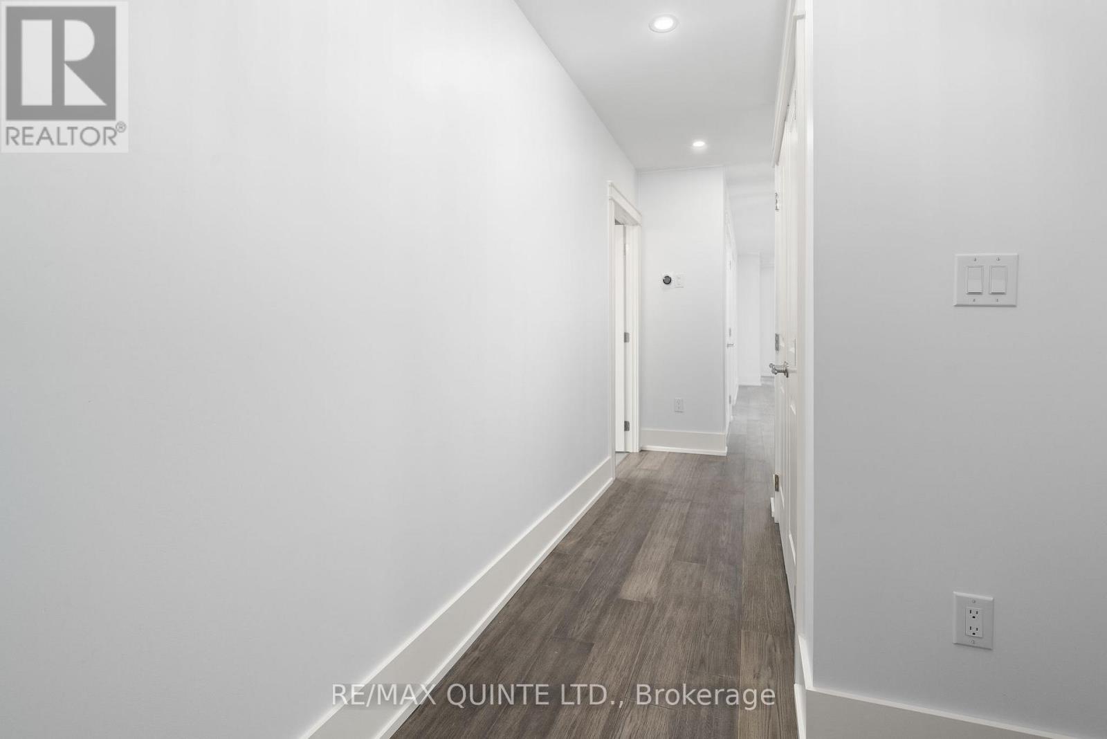 306 - 17 Cleave Avenue, Prince Edward County, Ontario  K0K 2T0 - Photo 6 - X12268400