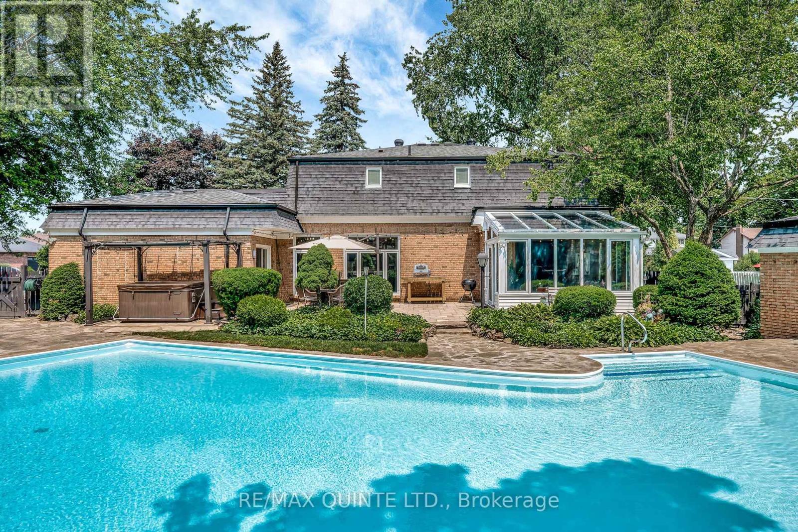 22 Forest Hill Crescent, Belleville, Ontario  K8N 4M5 - Photo 43 - X12269670