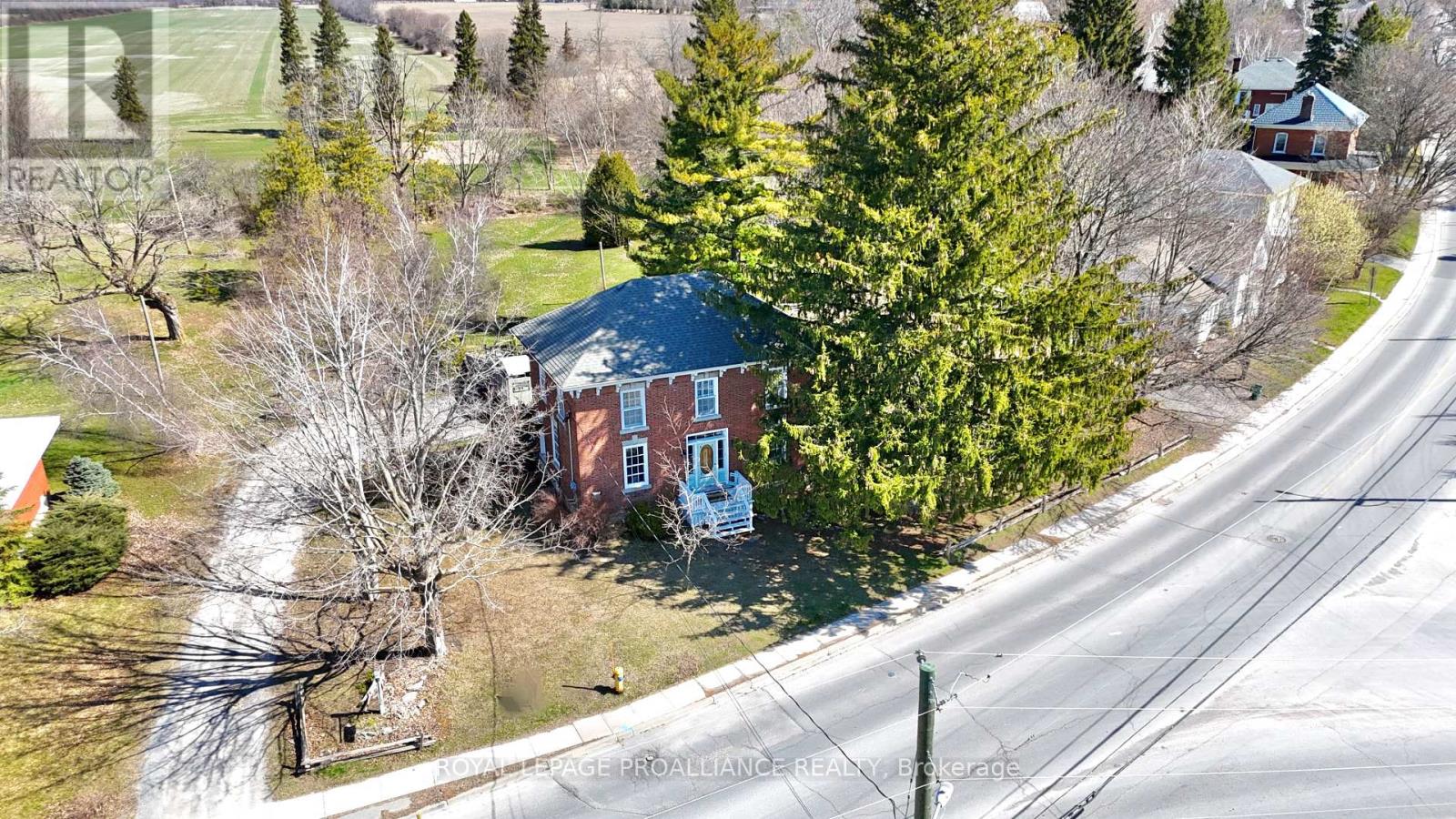 374 BLOOMFIELD MAIN STREET, Prince Edward County, Ontario