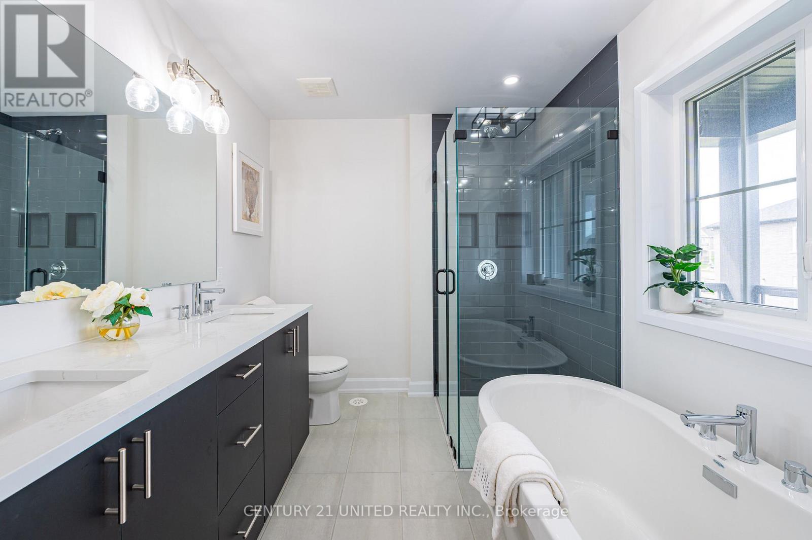 303 Mullighan Gardens, Peterborough, Ontario  K0K 0G3 - Photo 8 - X12272577