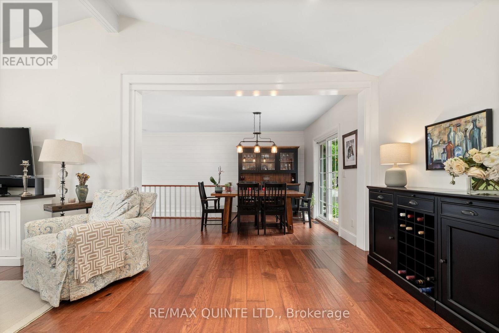 14 Eastern Avenue, Prince Edward County, Ontario  K8N 4Z1 - Photo 12 - X12273581