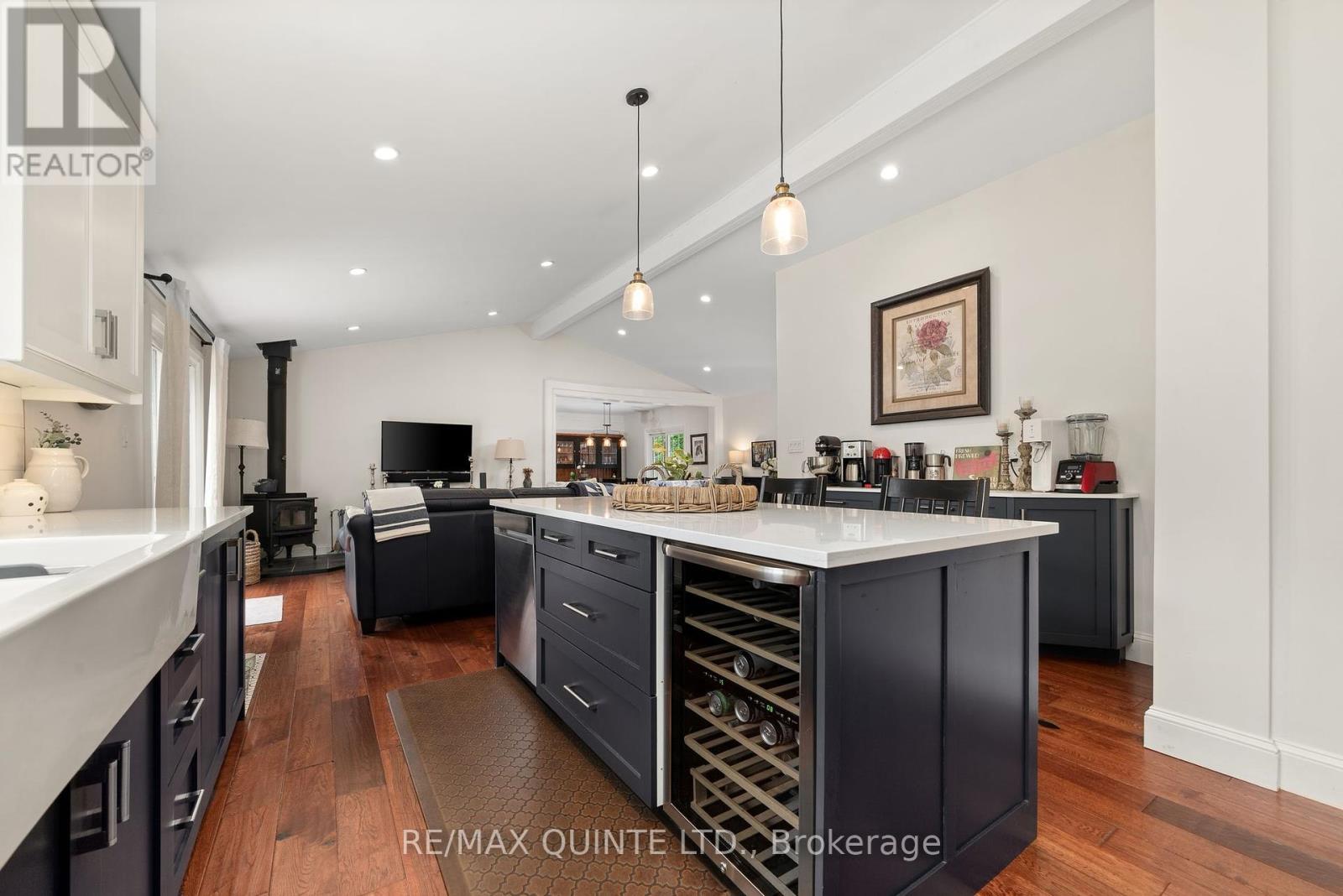 14 Eastern Avenue, Prince Edward County, Ontario  K8N 4Z1 - Photo 4 - X12273581
