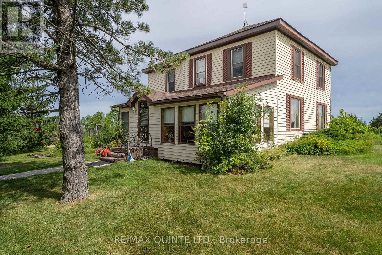 595 ELMBROOK ROAD, Prince Edward County, Ontario