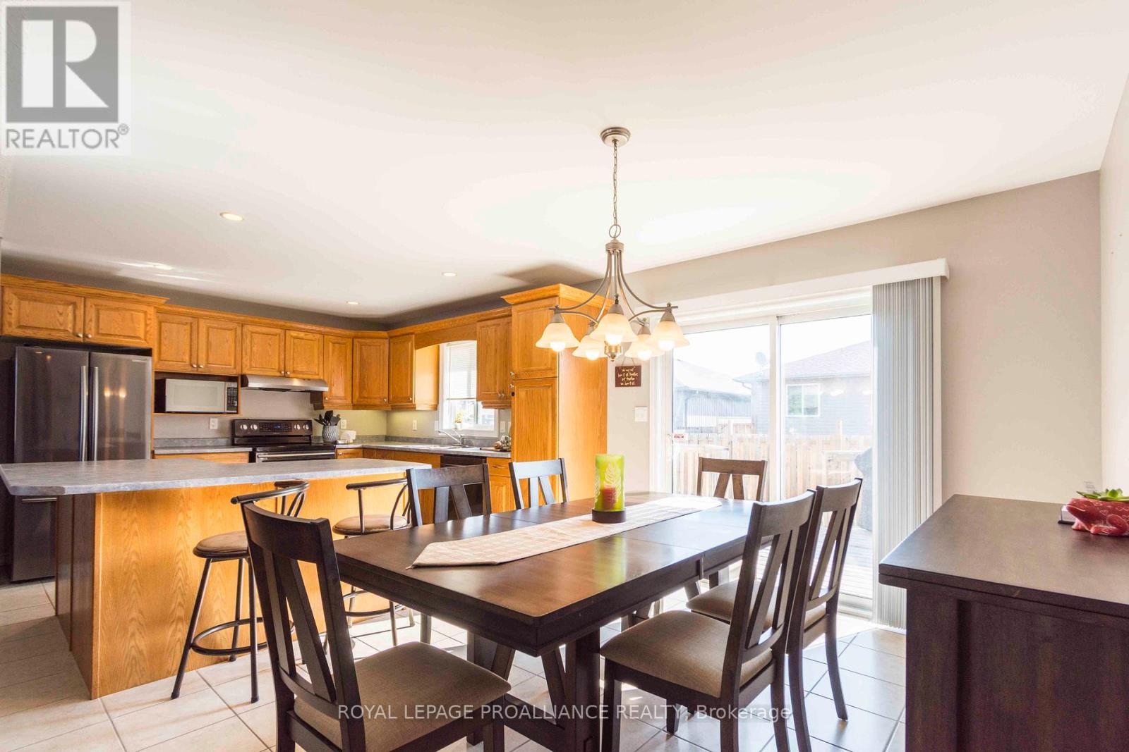 35 Forest Valley Drive, Quinte West, Ontario  K0K 2C0 - Photo 12 - X12278157