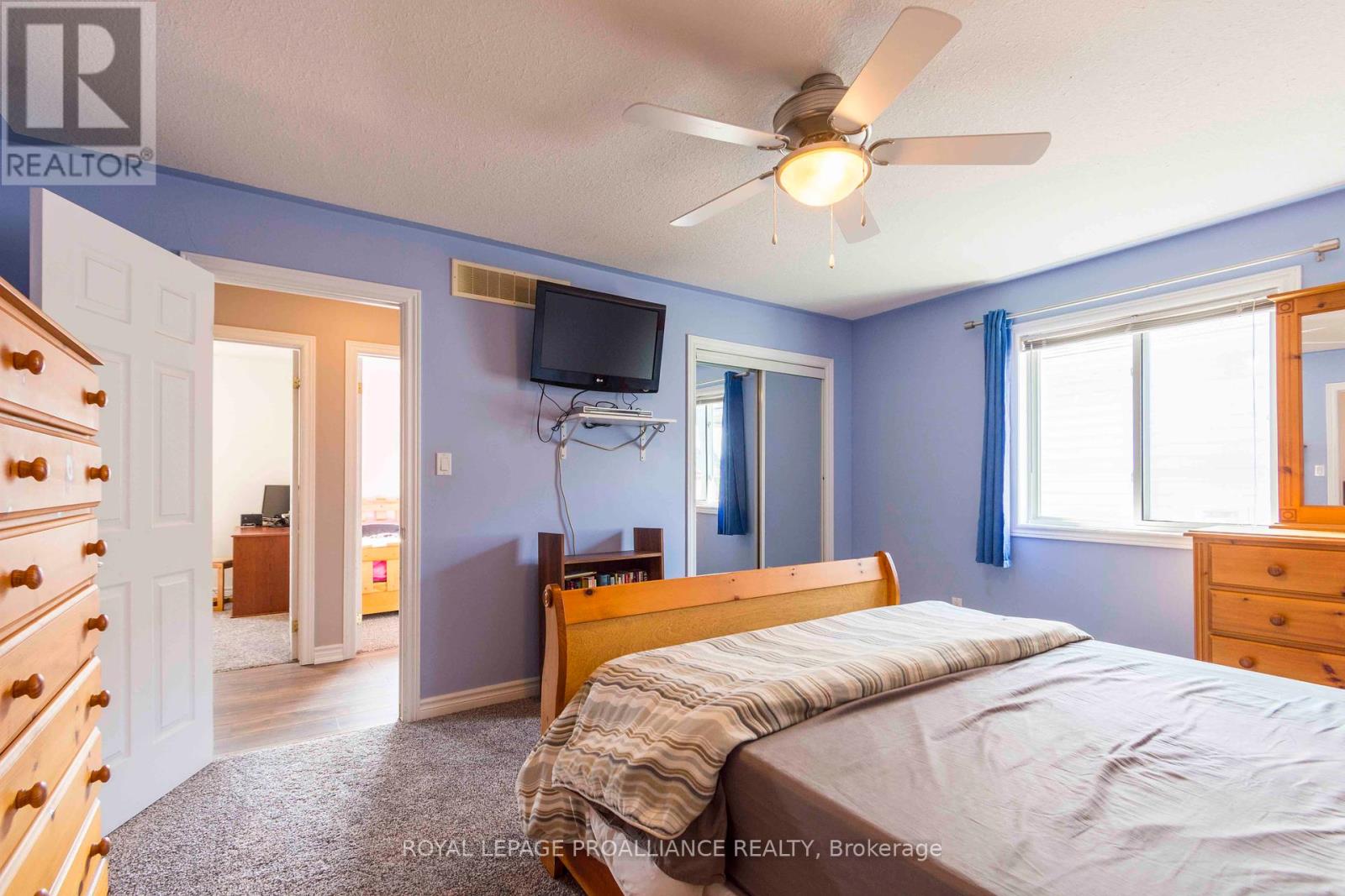 35 Forest Valley Drive, Quinte West, Ontario  K0K 2C0 - Photo 14 - X12278157