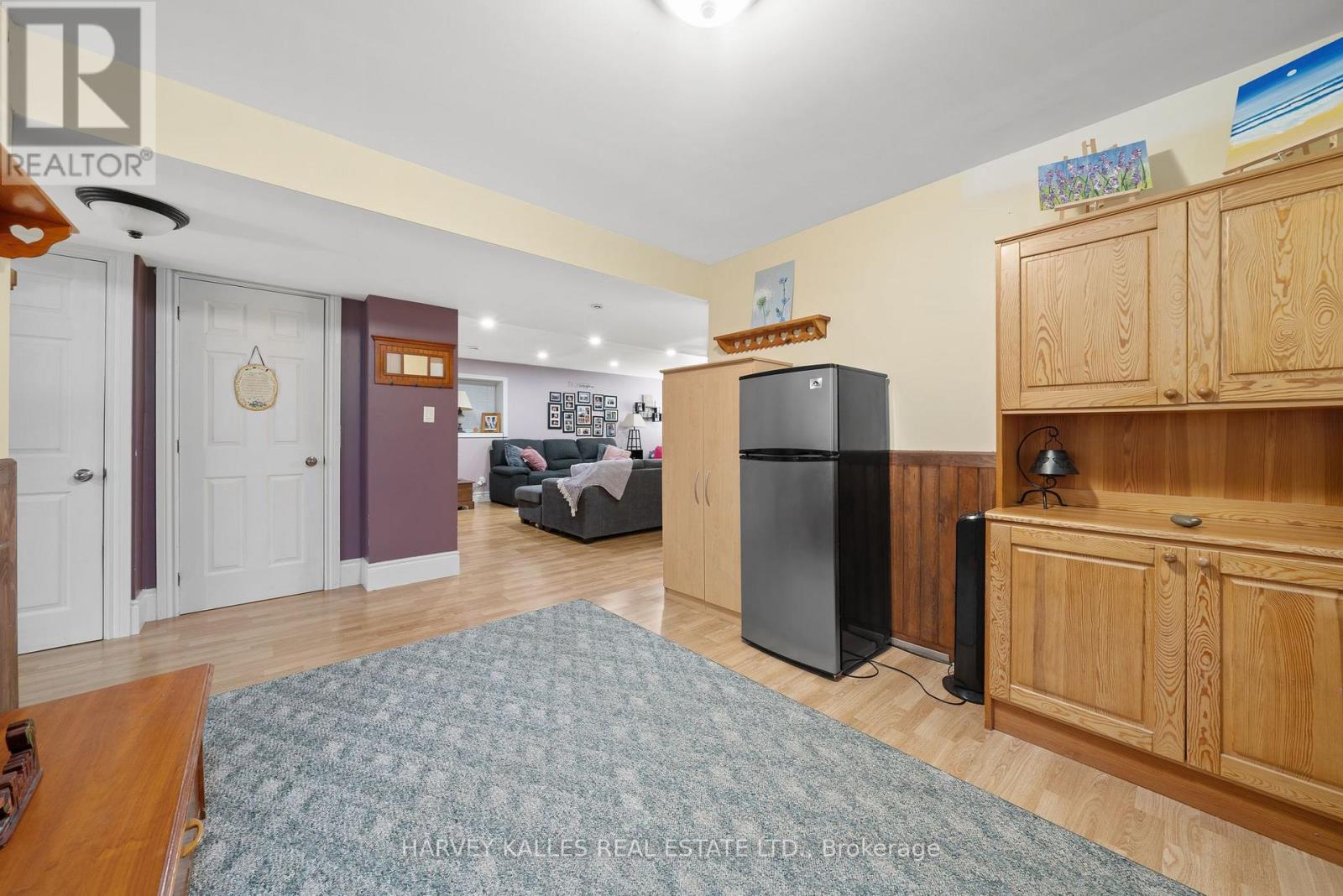 46 Barker Street, Prince Edward County, Ontario  K0K 2T0 - Photo 27 - X12281326