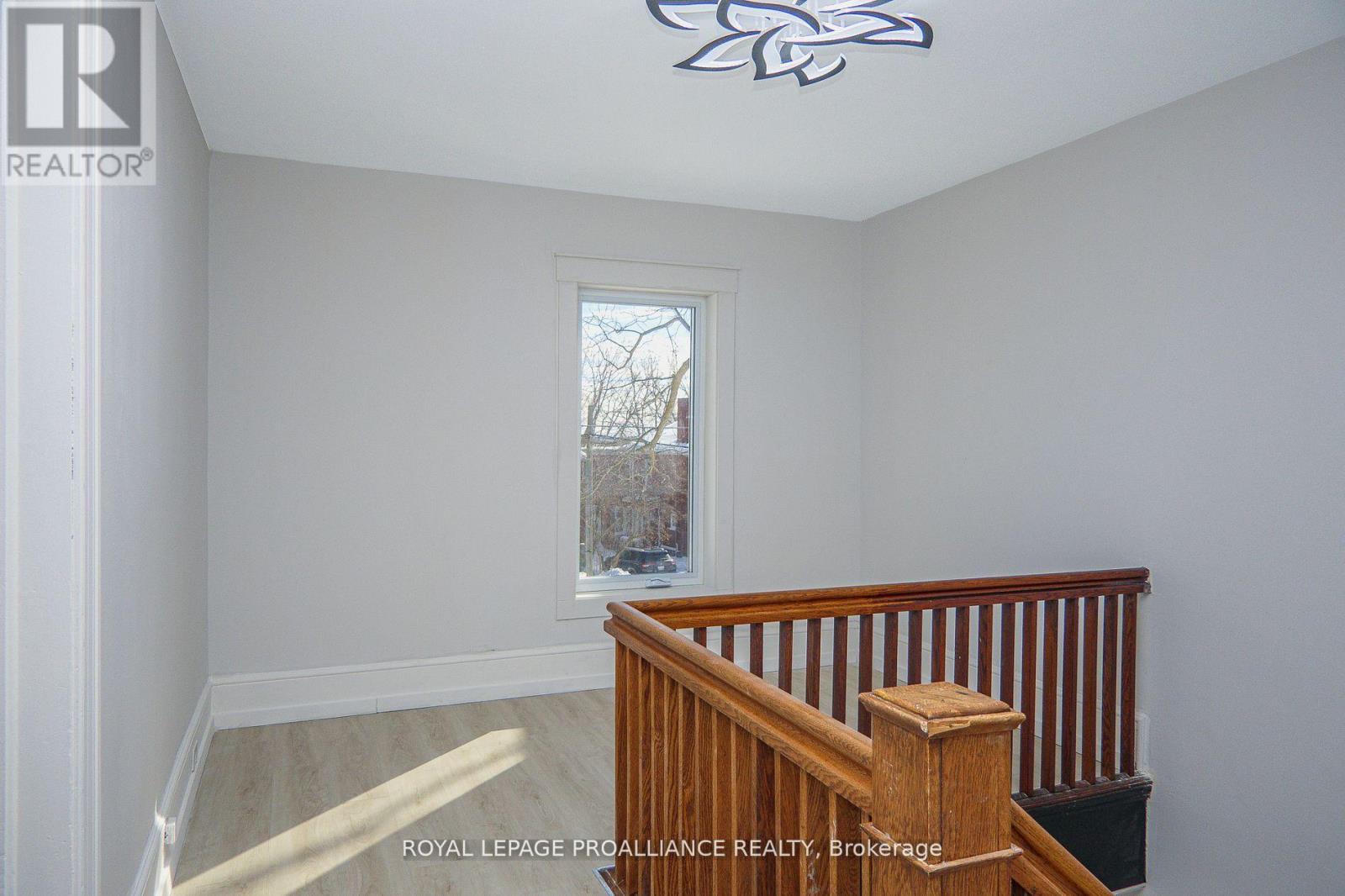 42 Highland Avenue, Belleville, Ontario  K8P 3R1 - Photo 26 - X12282780