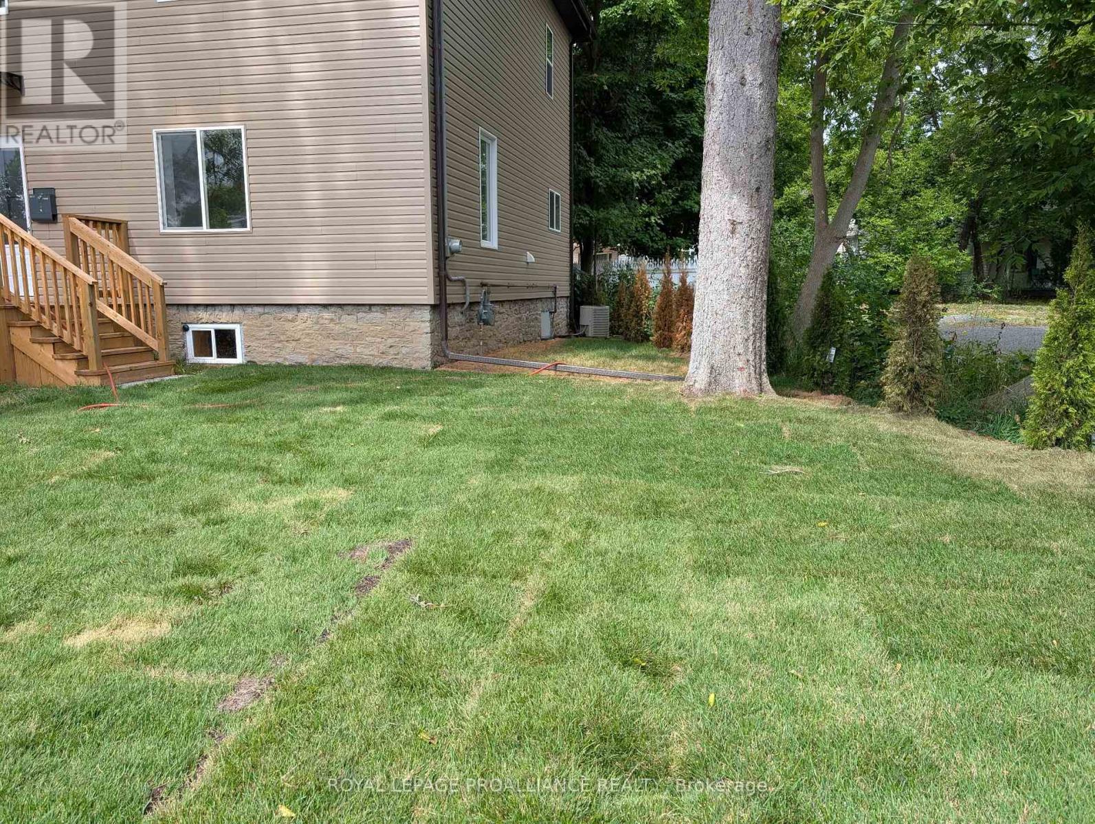 42 Highland Avenue, Belleville, Ontario  K8P 3R1 - Photo 36 - X12282780
