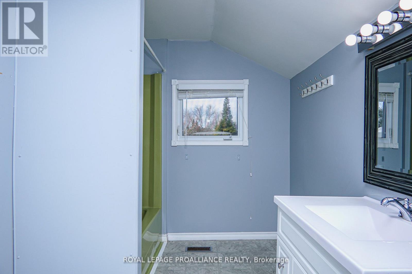 236 Lyle Street N, Alnwick/haldimand, Ontario  K0K 2G0 - Photo 30 - X12283400