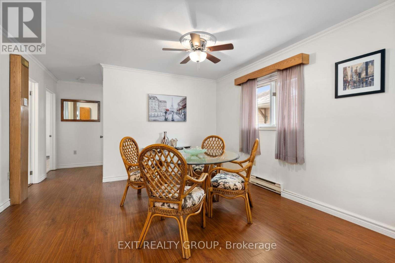 16 Maple Avenue, Prince Edward County, Ontario  K0K 2T0 - Photo 11 - X12284036