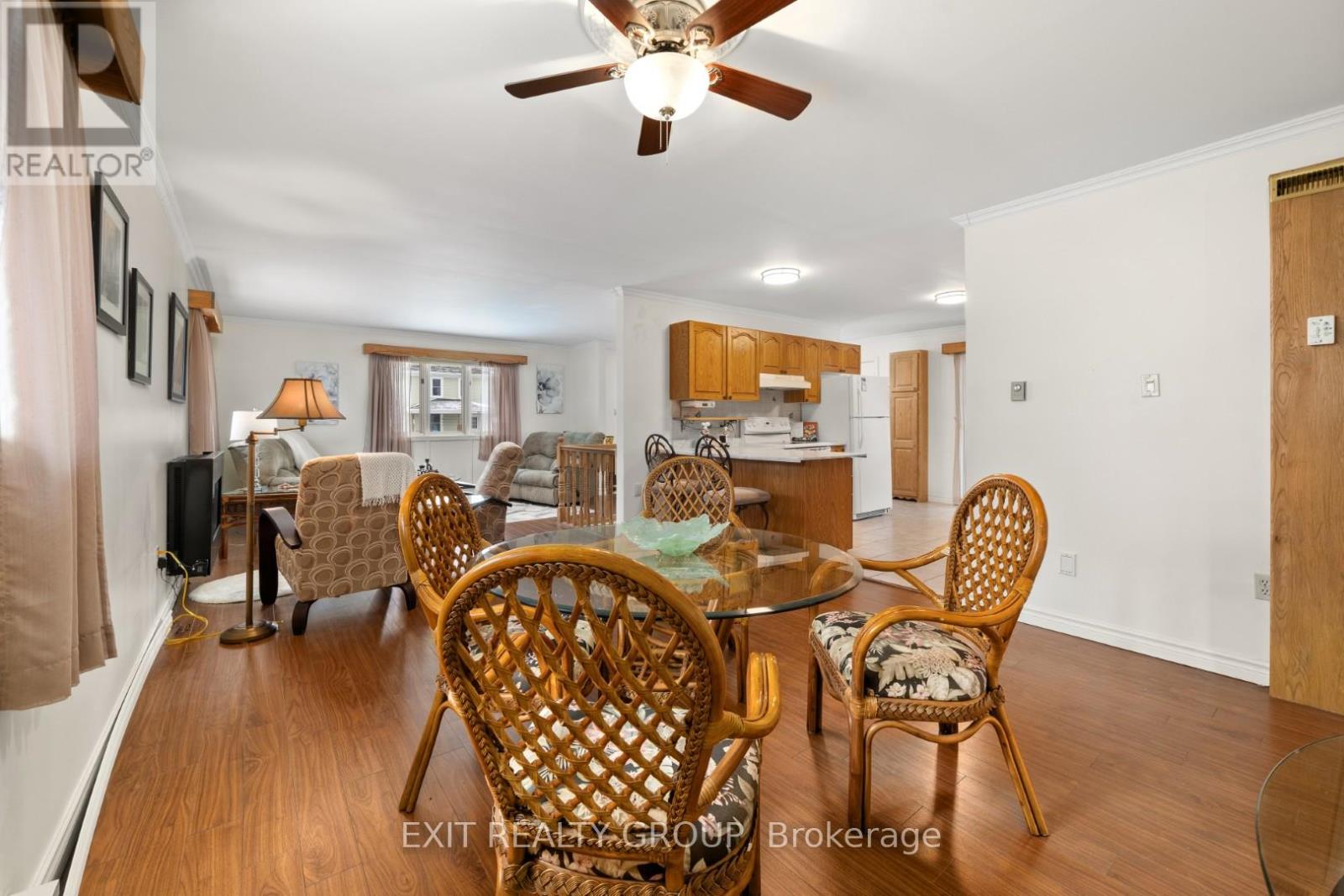 16 Maple Avenue, Prince Edward County, Ontario  K0K 2T0 - Photo 12 - X12284036