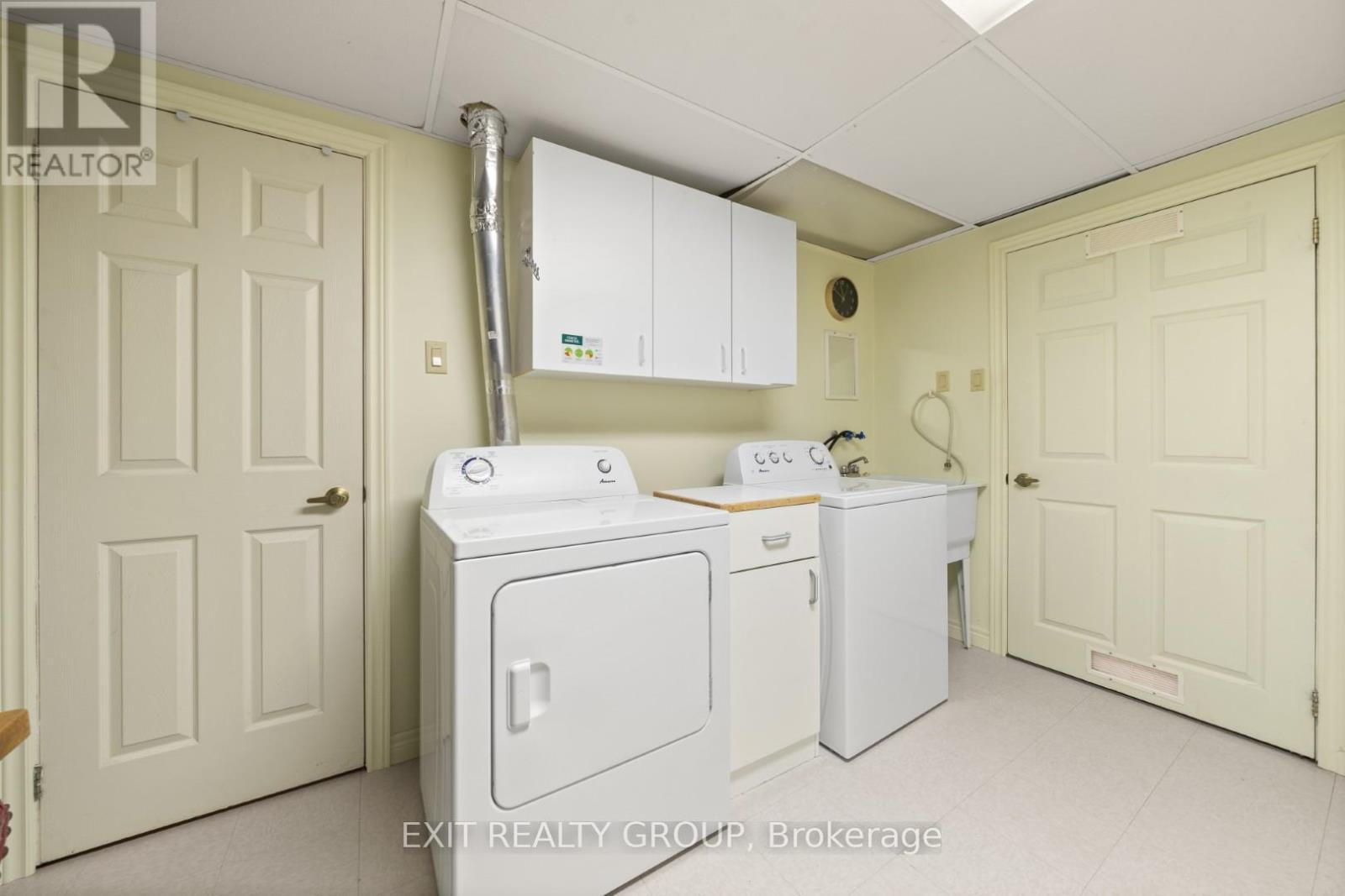 16 Maple Avenue, Prince Edward County, Ontario  K0K 2T0 - Photo 37 - X12284036
