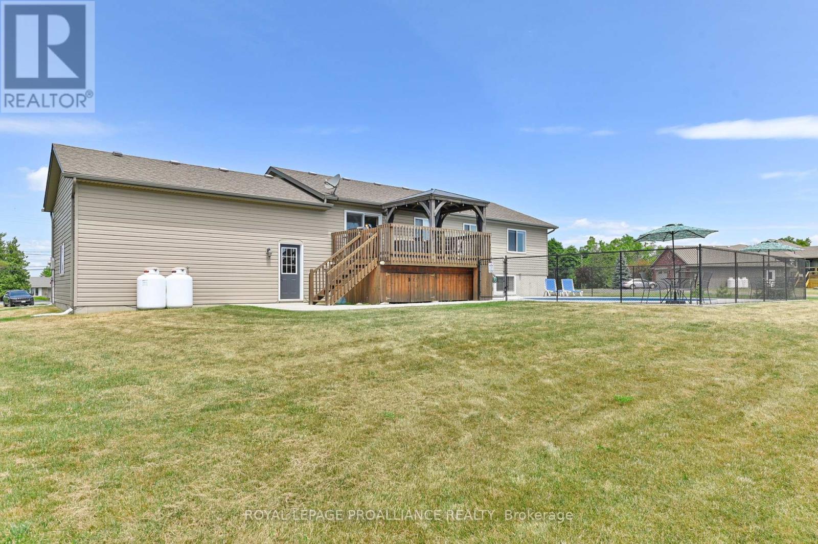 3471 County 3 Road, Prince Edward County, Ontario  K0K 1L0 - Photo 37 - X12284438