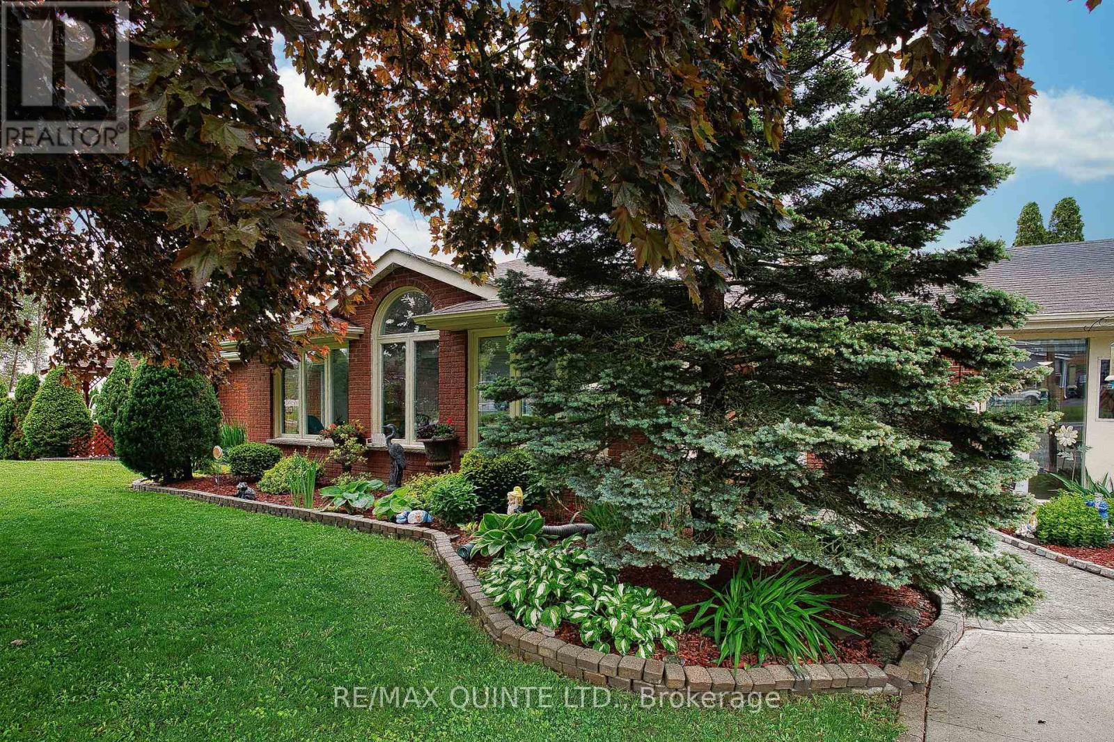 511 Frankford-Stirling Road, Quinte West, Ontario  K0K 2C0 - Photo 4 - X12285237
