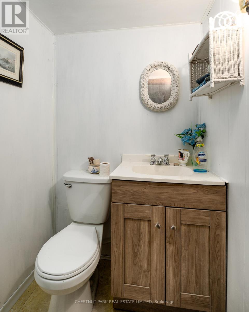 2035 County Rd 7, Prince Edward County, Ontario  K0K 2T0 - Photo 25 - X12285247
