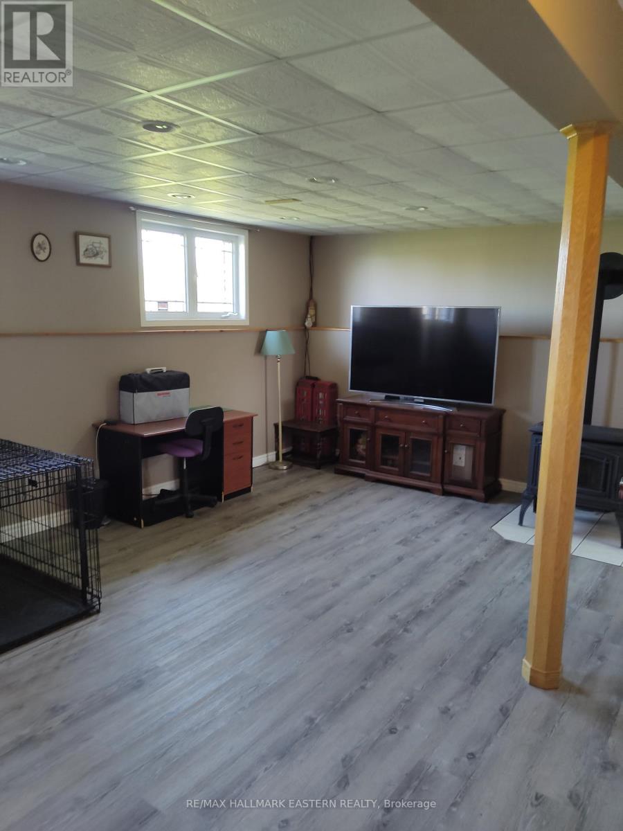 1755a Salem Road, Prince Edward County, Ontario  K0K 1T0 - Photo 44 - X12285311