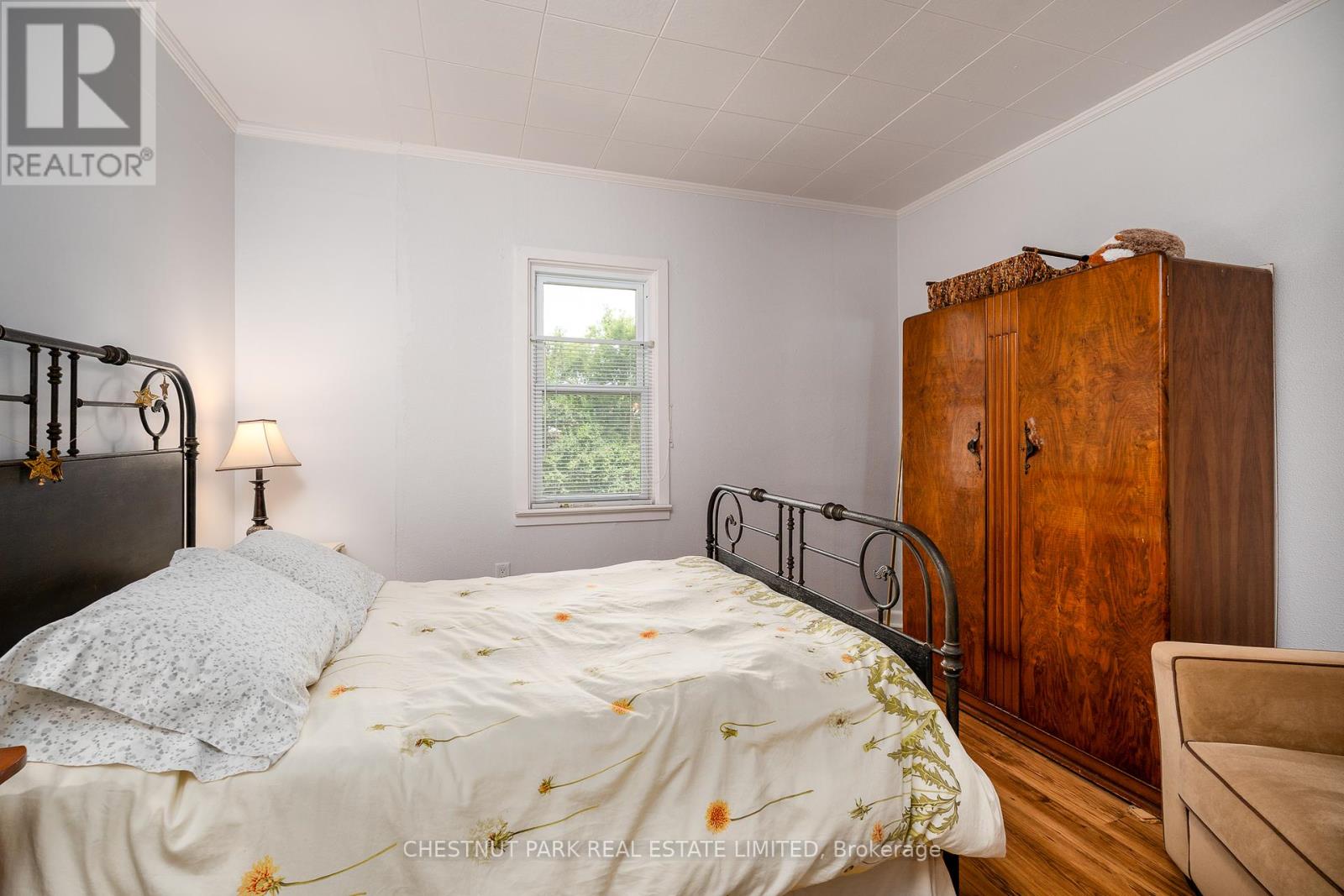 9 East Mary Street, Prince Edward County, Ontario  K0K 2T0 - Photo 13 - X12285688