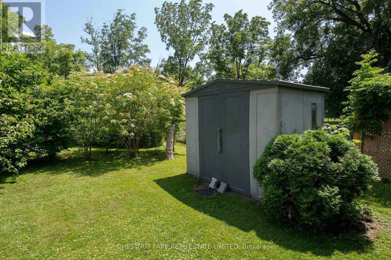 9 East Mary Street, Prince Edward County, Ontario  K0K 2T0 - Photo 35 - X12285688