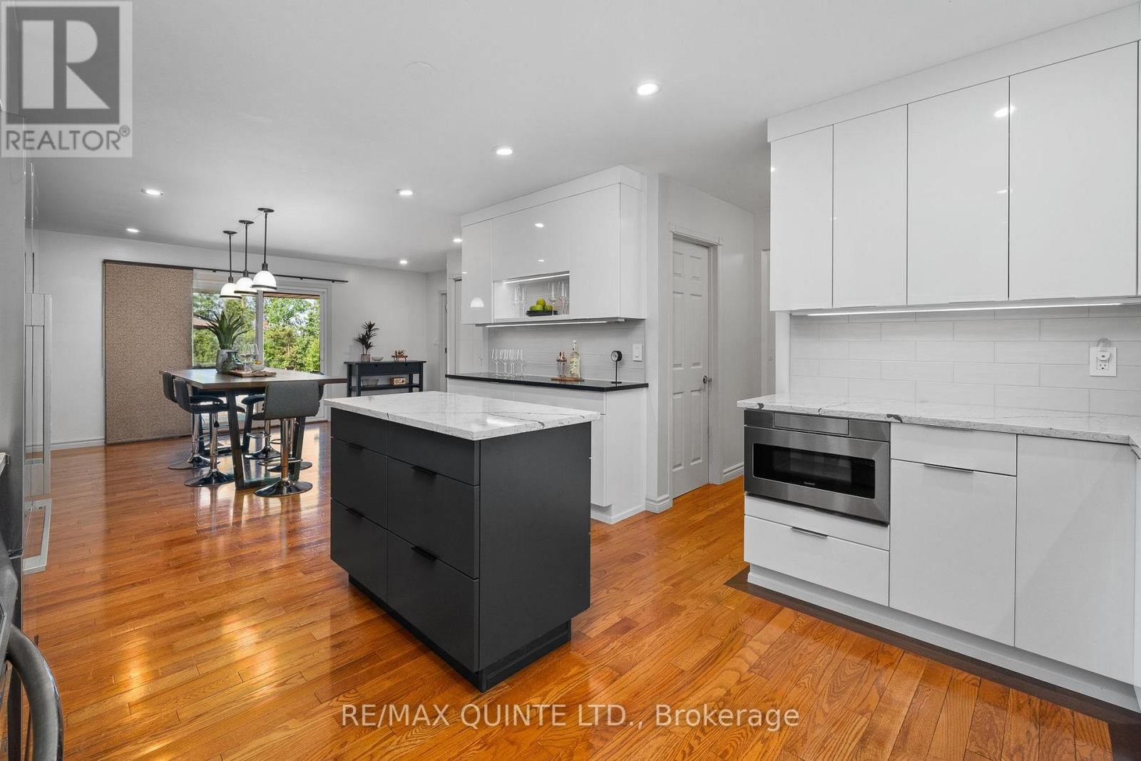 100 Bay Breeze Street, Prince Edward County, Ontario  K8N 0L4 - Photo 15 - X12285965
