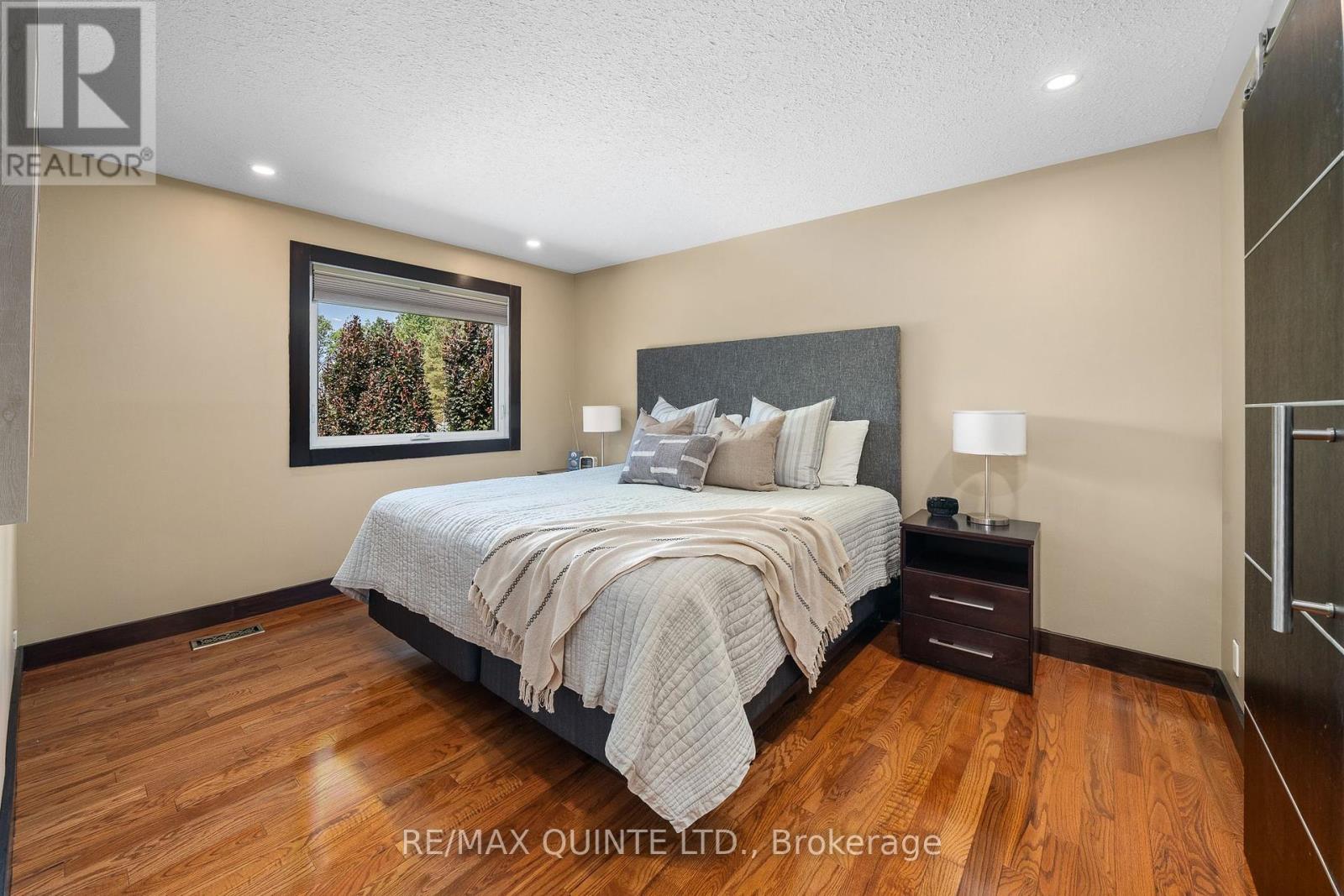 100 Bay Breeze Street, Prince Edward County, Ontario  K8N 0L4 - Photo 18 - X12285965