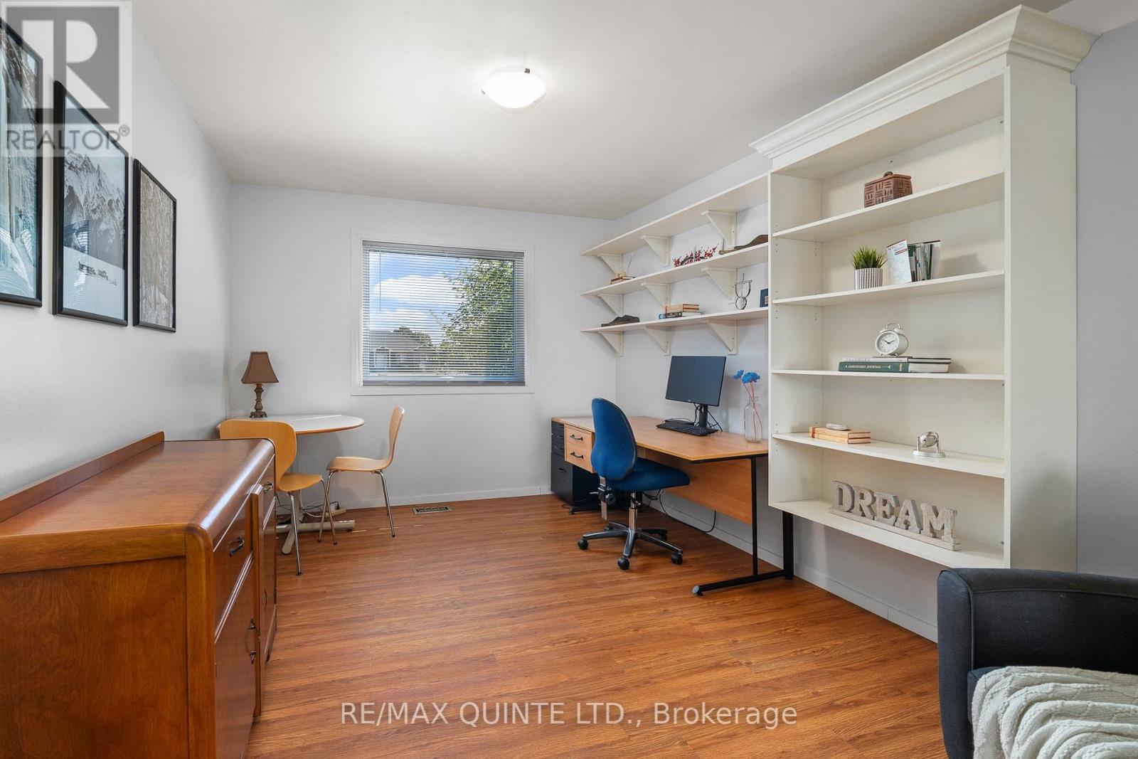 100 Bay Breeze Street, Prince Edward County, Ontario  K8N 0L4 - Photo 23 - X12285965